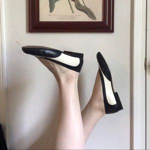 RARE Vintage Cole Haan Saddle-Style Navy and White Ballet Flats / Loafers